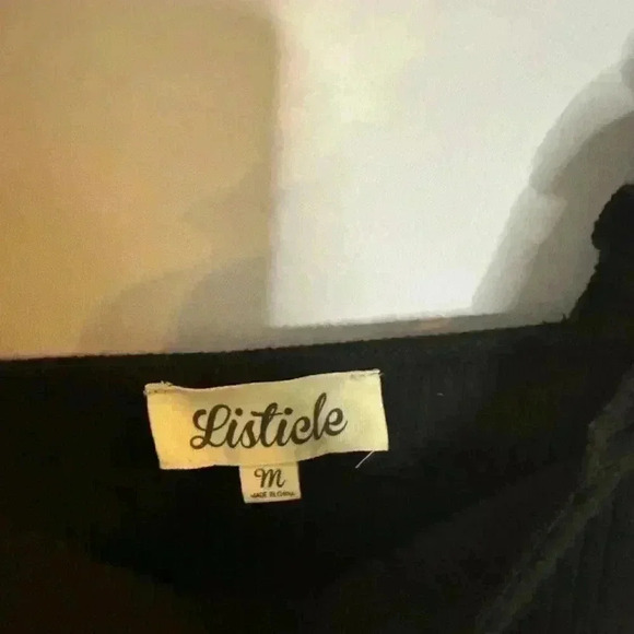 Listicle Ruffle Strap Tank Top Womens Med Cami Minimalist Capsule Wardrobe Layer - Picture 6 of 9